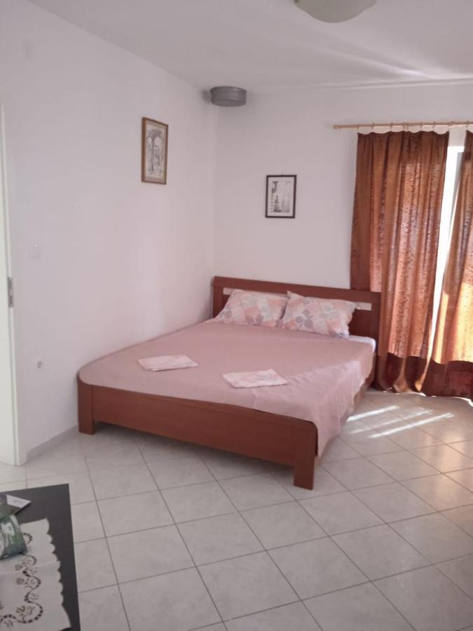 Apartment Ana สโตมอร์สกา ภายนอก รูปภาพ